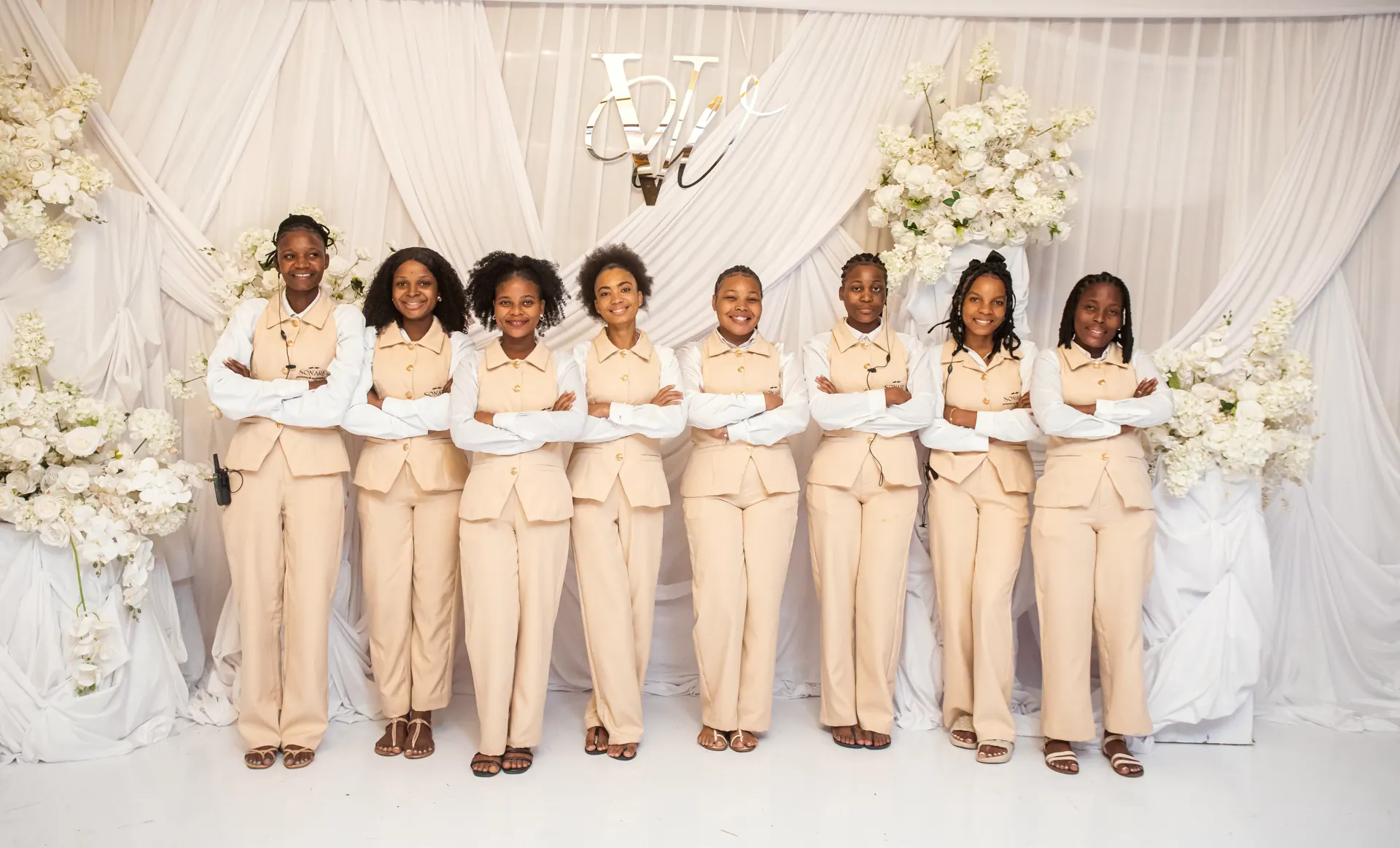 A equipa Sonare em serviço, num casamento em Maputo.